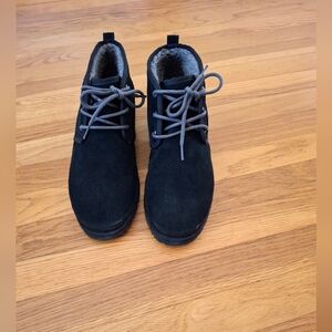 UGG Black Men's Wool-Lined Boots Size 10.5 UGG